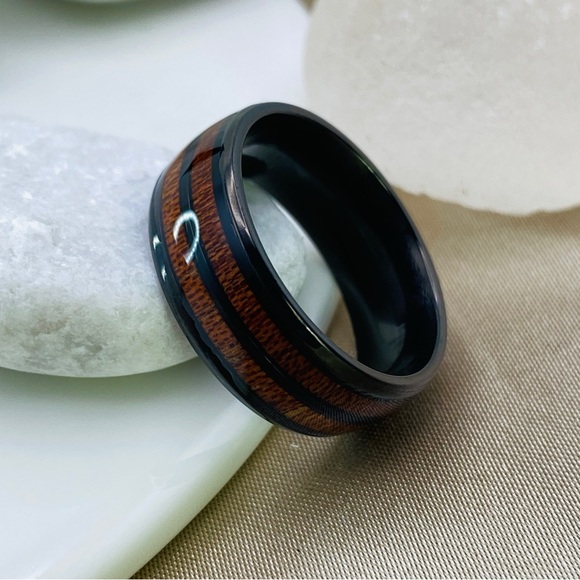 Titanium Black Whisky Barrel Wood Black Wedding Band Ring - Picture 3 of 7
